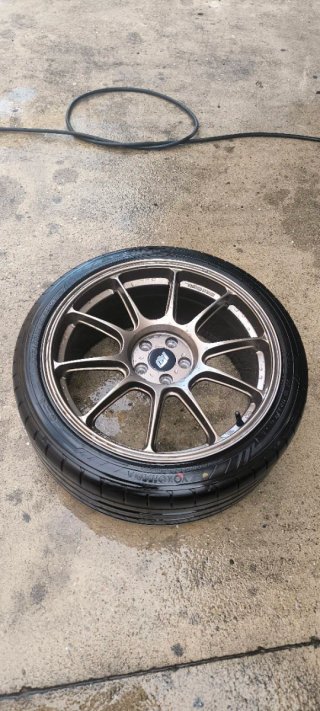 Llantas Racing Division VR5 18 5x100