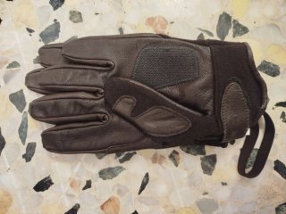 Guantes de cuero para moto , trabajo o combate.