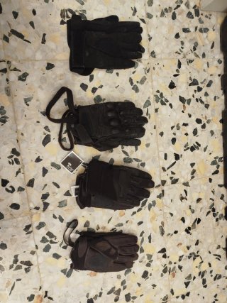 Guantes de cuero para moto , trabajo o combate.