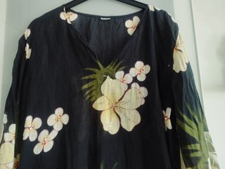 Vestido negro estampado flores