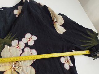 Vestido negro estampado flores