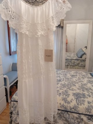 Vestido blanco KELREBEC con encaje tipo ibicenco