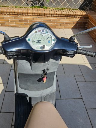 Vespa LX50 ET2 Negra