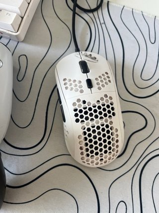 Consola PS5 Blanca Casi Nueva + 2 Mandos+ pantalla