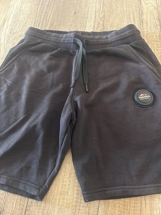 Pantalónes cortos Helvetica  talla M