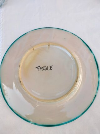 Plato decorativo de cerámica con perdiz