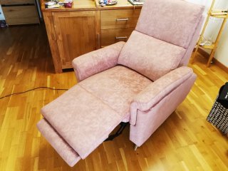 Sillón reclinable eléctrico rosa