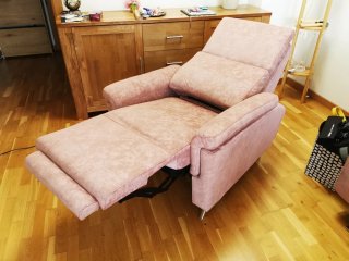 Sillón reclinable eléctrico rosa