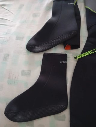 Traje neopreno integral TRIBORD + escarpines