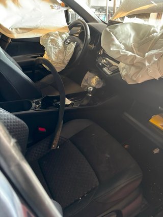 Toyota C-HR 180cv SINIESTRO