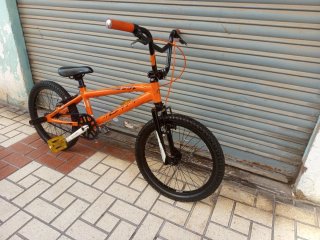 Bicicleta BMX Monty Aluminio Naranja