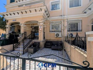 Casa adosada en alquiler en Campos de Golf - Villa Martin - Los Dolses en Orihuela