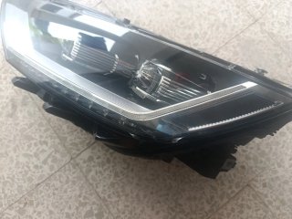 Faro Izquierdo LED Volkswagen Passat 2017