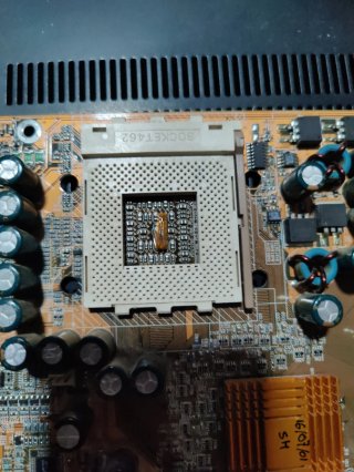 Placa Base Gigabyte 7IXE4 Socket 462