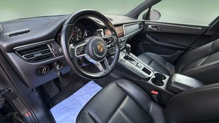PORSCHE Macan Macan