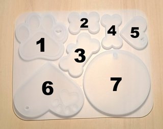 LLAVEROS Y PENDIENTES DE RESINA PERSONALIZADOS