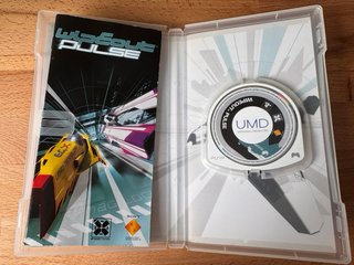 Capcom classics , SNK Arcade classics y Wipeout