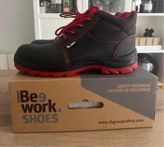 Zapatos de seguridad Be9 work.SHOES negros/rojos