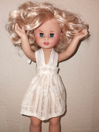 Muñecas Kika 40 m