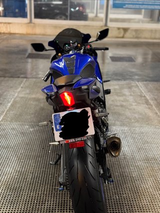 Yamaha R7