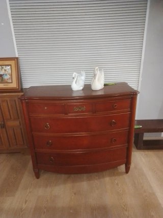 Cajonera vintage de madera