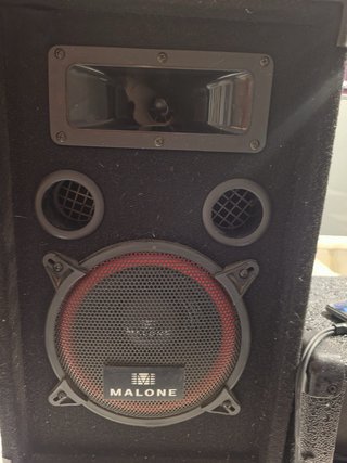 Equipo de sonido Malone 100W + altavoces 500W
