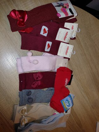 Medias niña Condor rosas y rojas talla XS