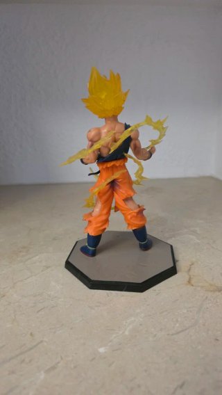 Figura Goku Super Saiyan