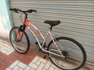 Bicicleta MTB Ruedas 26 Poco Uso