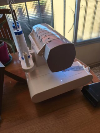 Remalladora Overlock Singer