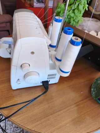 Remalladora Overlock Singer