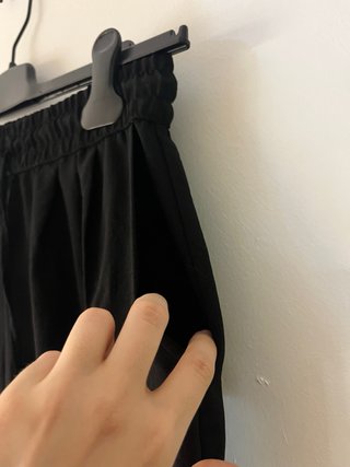 Pantalón de pinzas negro Zara Basic - SIN ESTRENAR