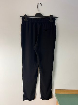 Pantalón de pinzas negro Zara Basic - SIN ESTRENAR