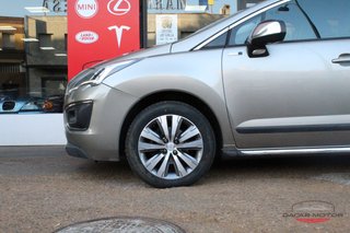 Peugeot 3008 2015