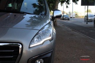 Peugeot 3008 2015