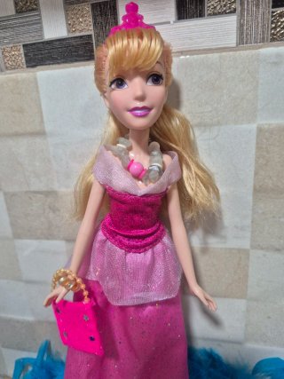 Princesa Aurora Disney Muñeca Rosa