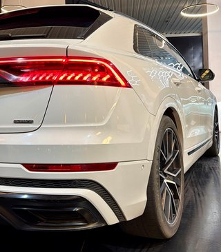 Audi Q8 2020
