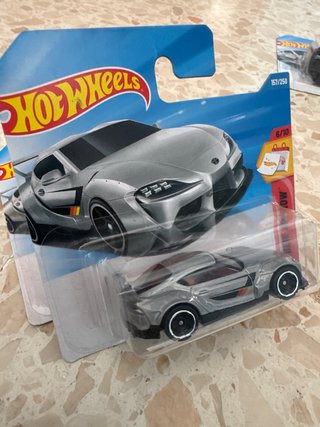Hot Wheels 20 Toyota GR Supra