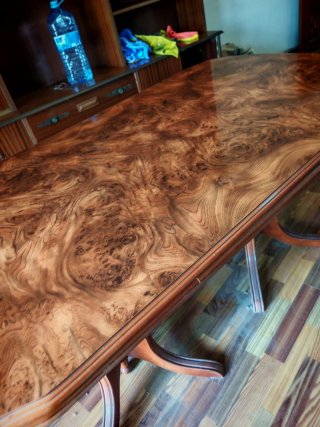 Mesa extensible de madera