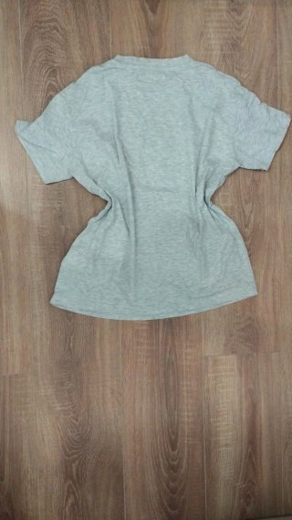 Camiseta Pull&Bear Gris Talla XS