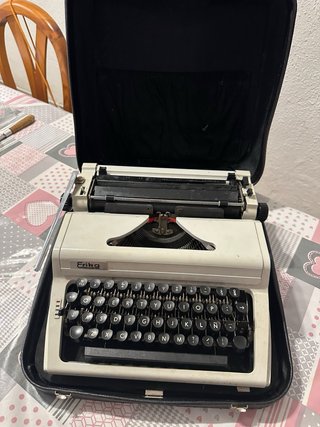 Máquina antigua de escribir
