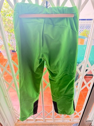 Pantalón de esquí verde con cremalleras