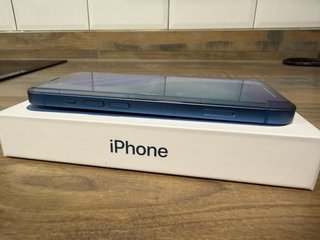 iPhone 13 128GB Azul