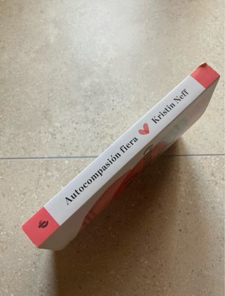 Libro Autocompasión fiera