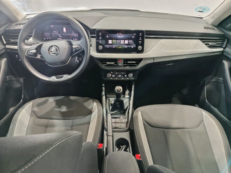 Škoda Kamiq 1.0 TSI Selection 2024, foto 14