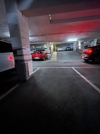 Garaje en venta en Sants-Badal en Barcelona