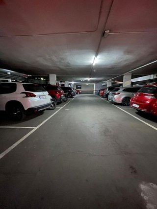 Garaje en venta en Sants-Badal en Barcelona