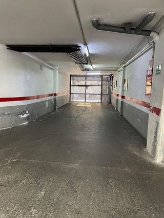 Garaje en venta en Sants-Badal en Barcelona