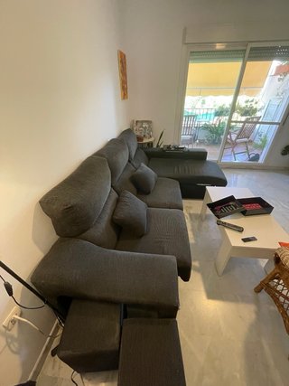 Sofá chaise longue gris