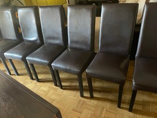 Mesa de madera + 4 sillas